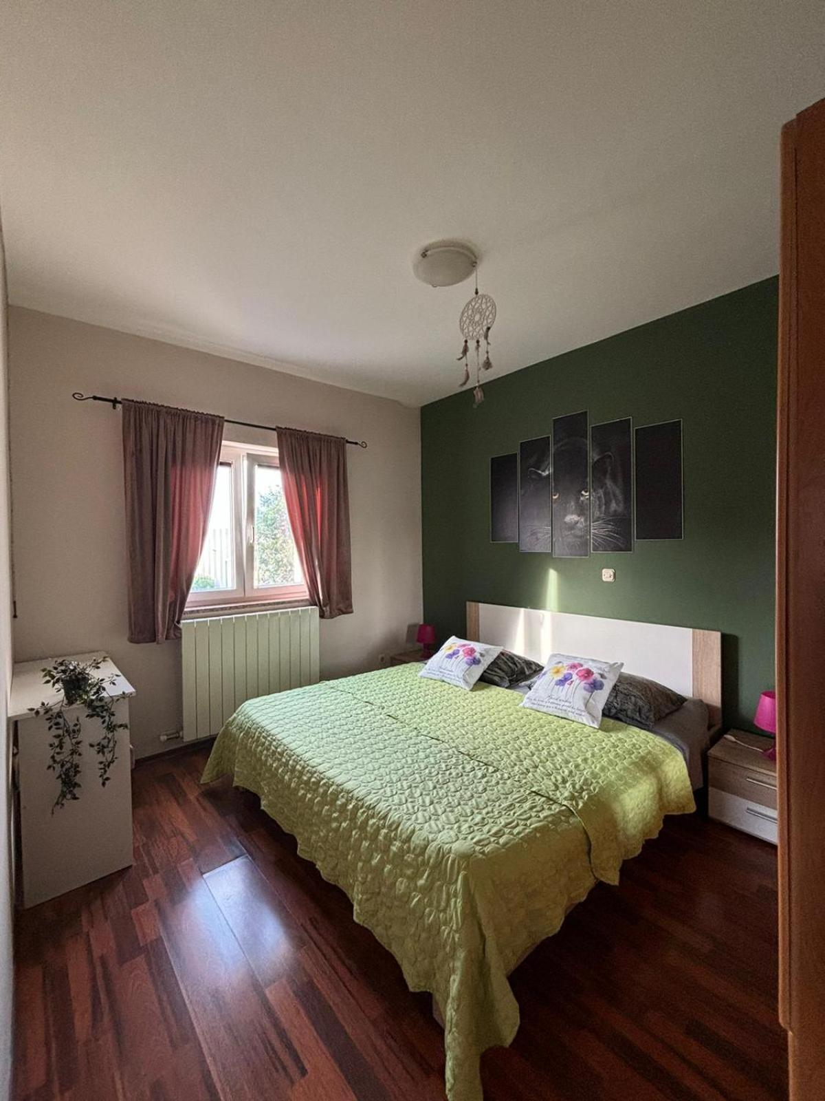 Apartment And Room Marlen Rovinjsko Selo Exterior photo